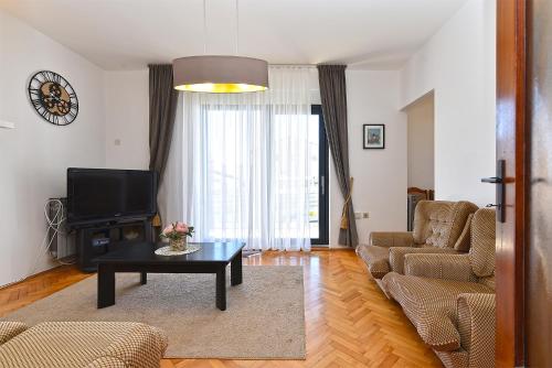 Apartment image 7