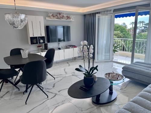 Coral Rouge, you luxury apartment in Cannes