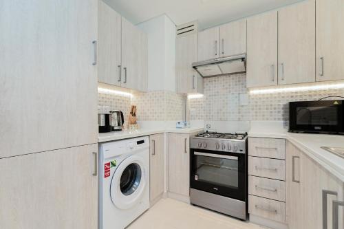 Seven Palm Jumeirah 1 Bed Views, Dubai (foto 10)