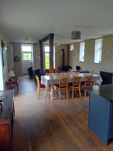 Upper Yard Borris House in 格娜曼娜