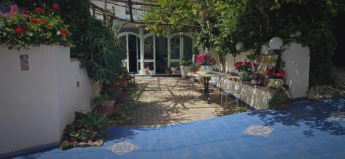 Piccolo Tirreno Hotel Residence · Procida