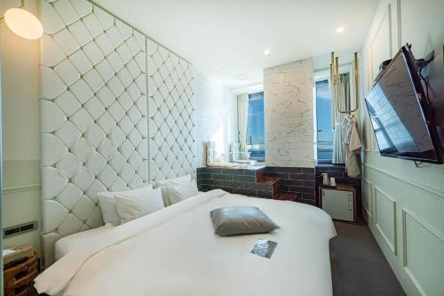 1 double bed