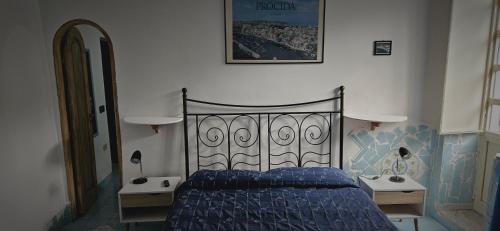 Piccolo Tirreno Hotel Residence in Прочіда