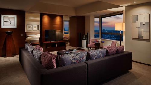 Grand Executive King Suite
