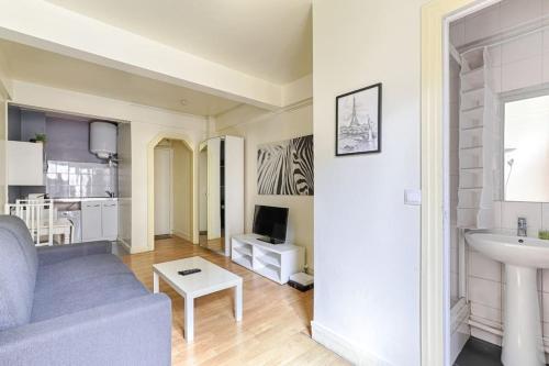 Appartement lumineux avec balcon en plein Paris - Location saisonnière - Paris