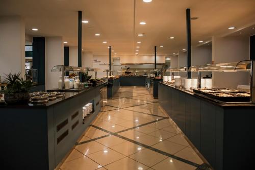 Hotel Mimosa - Maslinica Hotels & Resorts - image 11