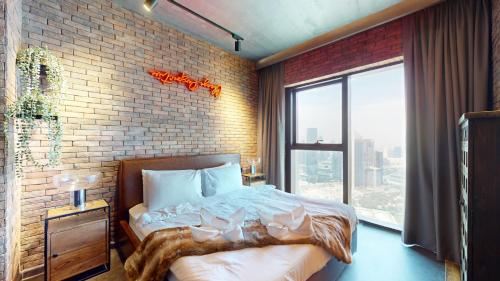 Primestay - Elegant 1BR in Downtown Views - Dubai - image 2