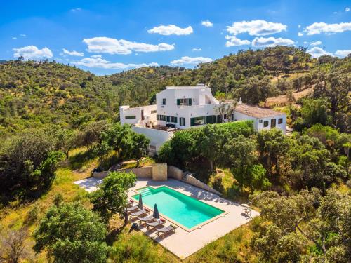 Villa Eiras Altas by Portucasa gîte à louer Aceifãos
