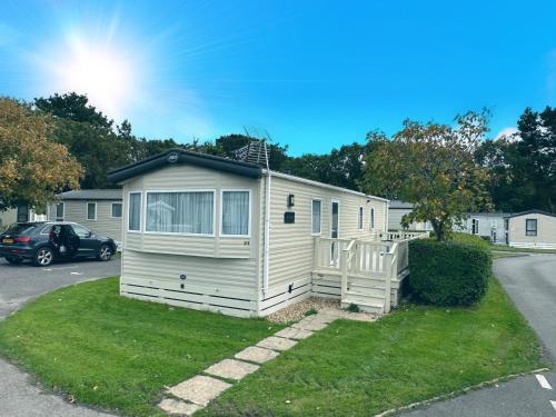 Coastal Retreat a gorgeous 3 bedroom Caravan B46