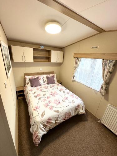 Coastal Retreat a gorgeous 3 bedroom Caravan B46