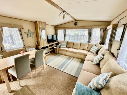 Coastal Retreat a gorgeous 3 bedroom Caravan B46