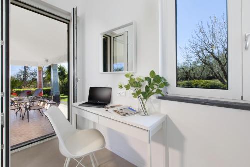 Estate4home - Villa Corinna - image 4