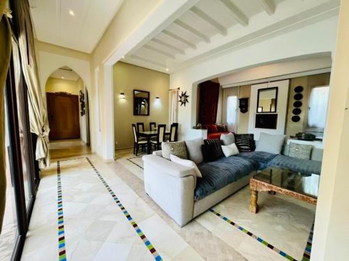 Entire villa with private pool in Marrakech in Oulad Snaguia
