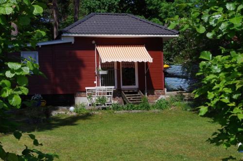 Gemütliches Ferienhaus in Groß Köris mit Garten, Terrasse und Grill