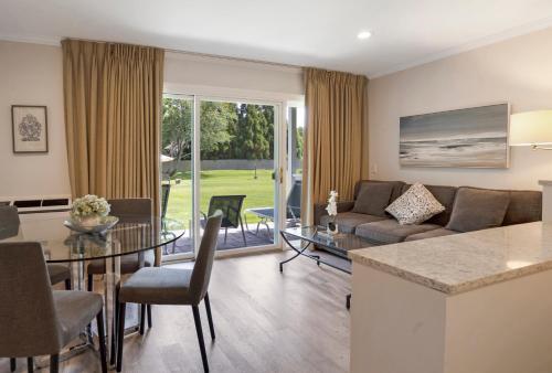 East Hampton House Resort