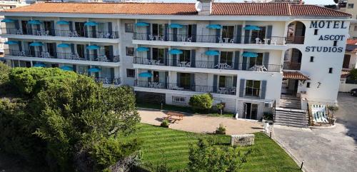 MOTEL ASCOT - Hotel & Appartements - image 12