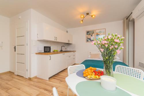 APARTAMENTY MIERZEJA - STEGNA PARK STUDIO, 500 m od plaży, bezpłatny meleks