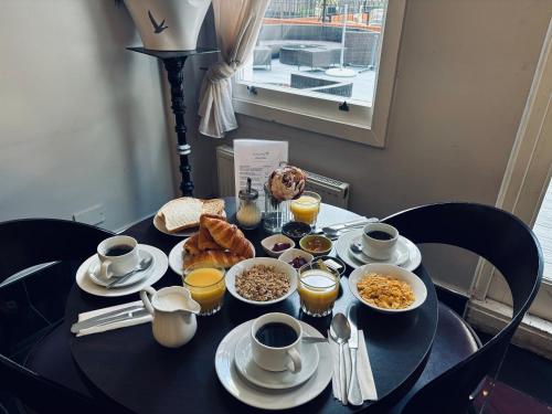 Maistas ir gėrimai, My Place Hotel in Earls Court