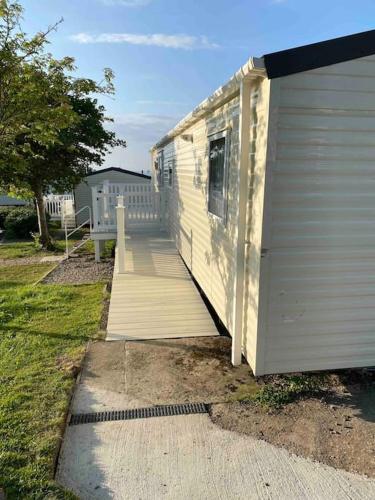 Spacious Caravan with Ramp and Wet Room Haven Quay West New Quay Wales