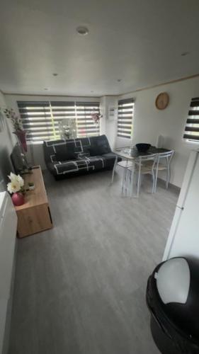 1 double bed, 1 sofa bed