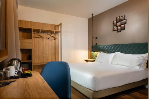 1 queen bed