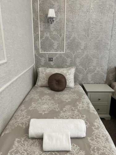 Tanes Hotel - main image