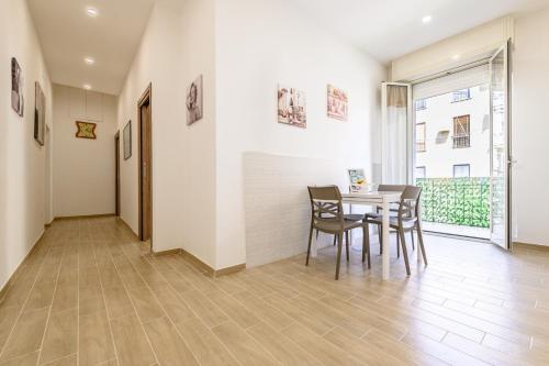 Facilities, Domus Romeo in Centro Direzionale