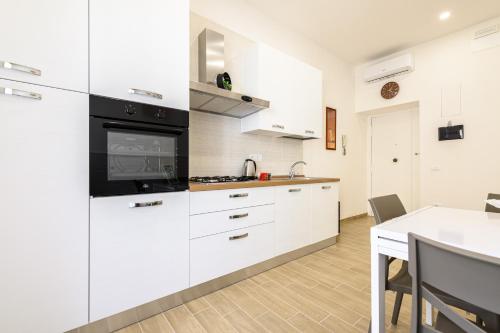 Facilities, Domus Romeo in Centro Direzionale
