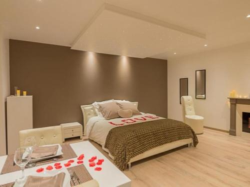 Séjour romantique, Massif central - Accommodation - Bort-les-Orgues