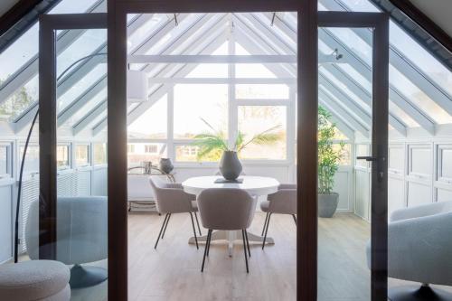 GuestReady - Modernised cottage in Monkstown, Dublín (foto 9)