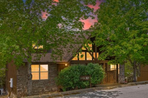 Whiskey Rock Lodge Whiskey Rock Lodge