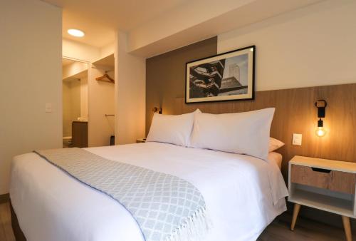 Two-Bedroom Apartment with Balcony image 10