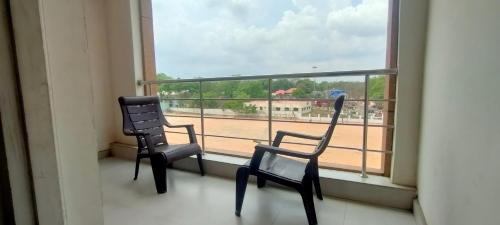 Deluxe Double Room with Balcony room in Srirathna Temple View Inn