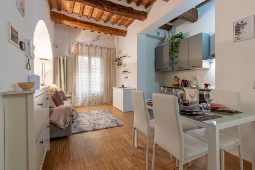 GuestHost - Pisa Central Lovely Studio near Palazzo Blu 2