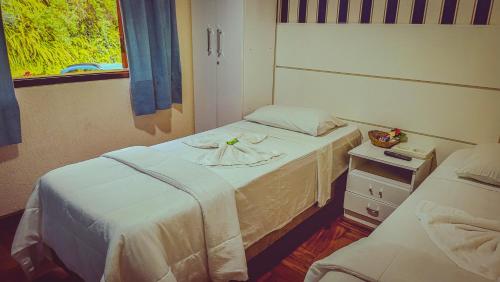 Standard Quadruple Room image 4
