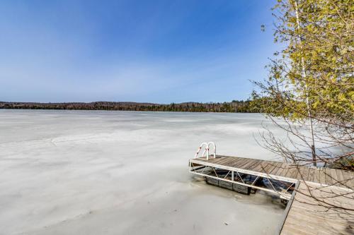 Family Cabin with Private Dock on Caribou Lake! in Lutsen