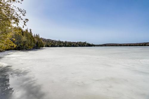 Family Cabin with Private Dock on Caribou Lake! in Lutsen