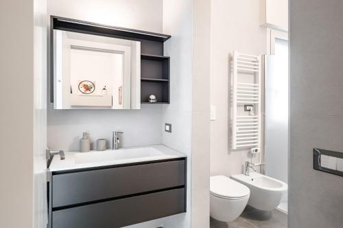 GuestHost - Garnopea Modern & Stylish Apartment with Balcony, Lecce (foto 4)