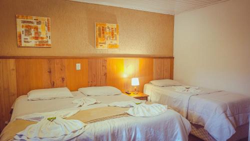 Standard Triple Room image 3