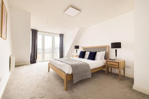 1 queen bed