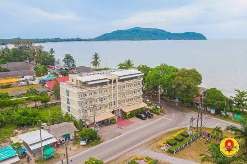 Anchalee Resort