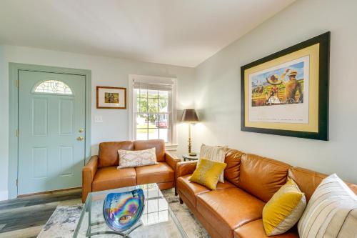 Dog-Friendly Louisville Home - 10 Mi to Downtown! in Louisville, USA