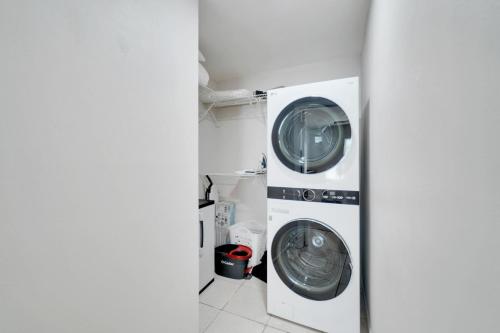 Newly Renovated Condo in Apollo Beach 5! in Apollo Beach, USA