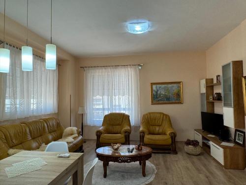 Era's Apartment, Тирана (фото 3)