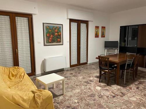 condominio stella in Margherita di Savoia