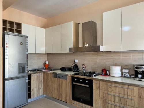 Era's Apartment, Тирана (фото 6)
