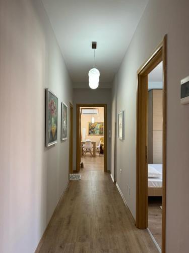 Era's Apartment, Тирана (фото 10)