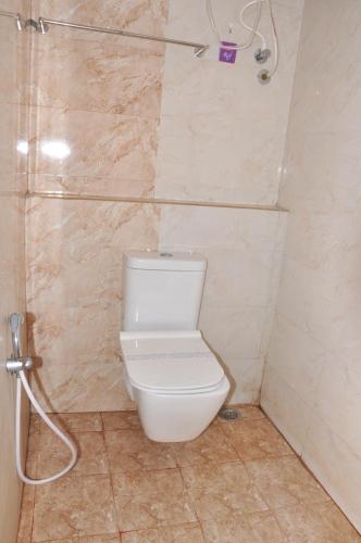 Deluxe Double Room (2 Adults + 1 Child) image 1