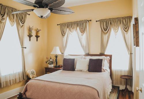 Green Palm Inn - image 3