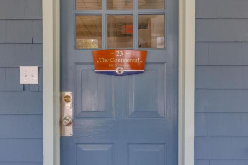 Folliday Inn - The Continental - Room 23 – Folly Beach, SC